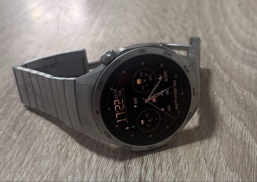 Huawei GT 4 смарт часы