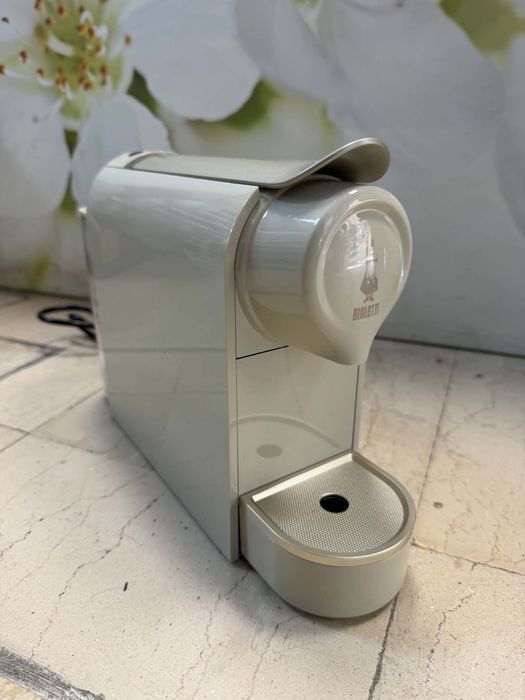 Кафемашина с капсули Bialetti Gioia Super Compact