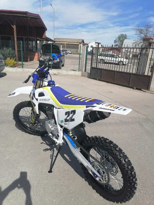Бензинов кросов мотор 250CC 4 stroke ENDURO CROSS