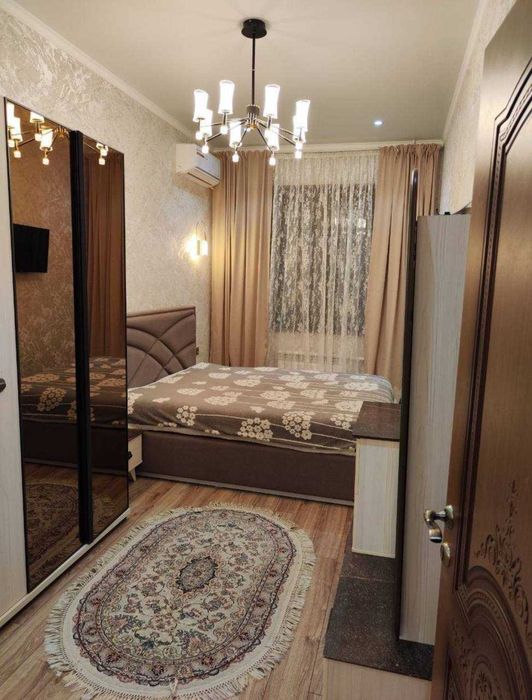 Квартира 2 комнатная Новомосковская Высокопотолочка Бредли