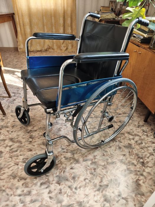 Инвалидная коляска