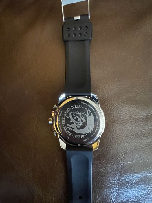 Часовник Diesel Mega Chief DZ-4290