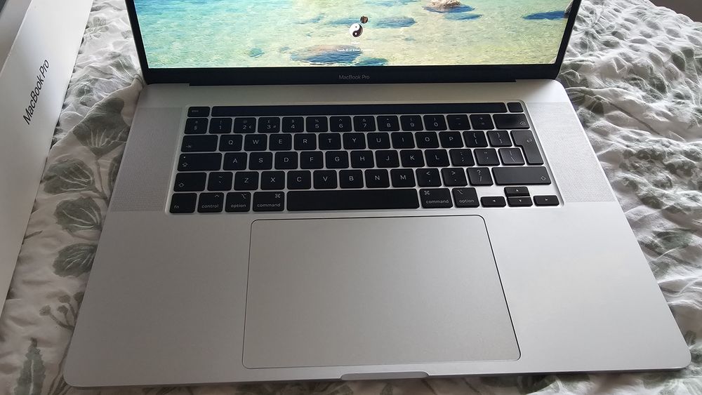 MacBook Pro 16” 2019 | i7 | 16GB RAM | Radeon Pro 5300M