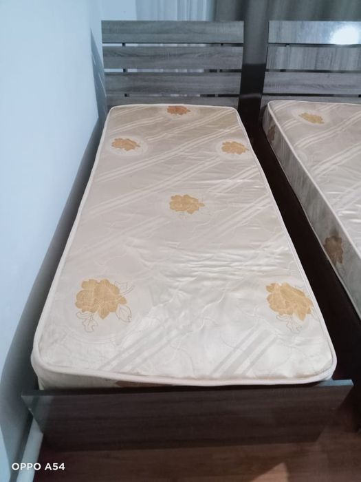 Продам Кровать 2 штук