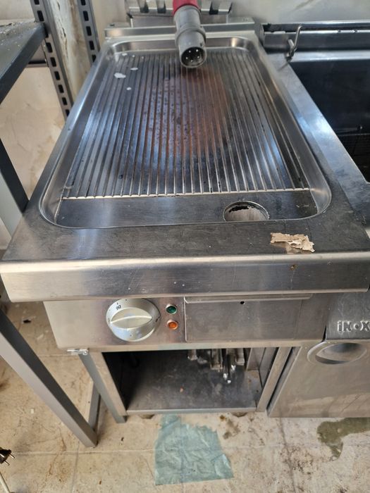 Plita pe gaz sau electrica, cu banc sau de banc