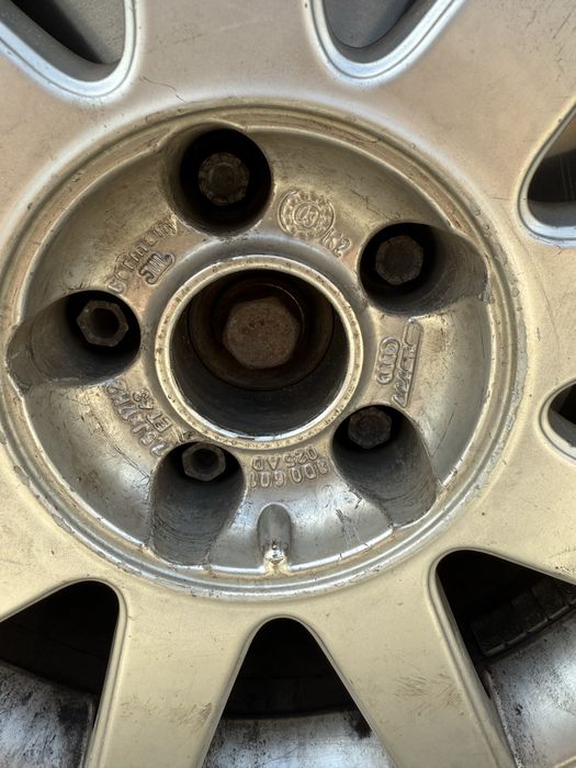 Джанти audi s-line 5x112 17 et43 7.5j с гуми 225/45/17