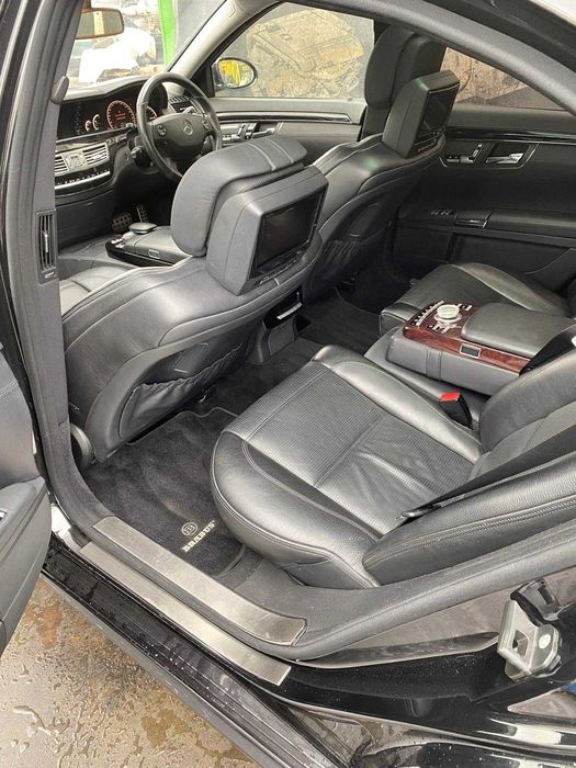 Dezmembrez mercede s class w221 6.3 AMG/pachet AMG w221/abc/bara amg/