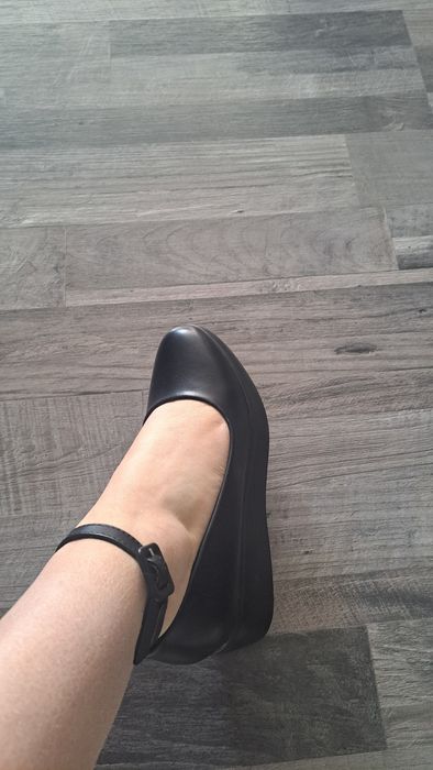 Нови дамски обувки