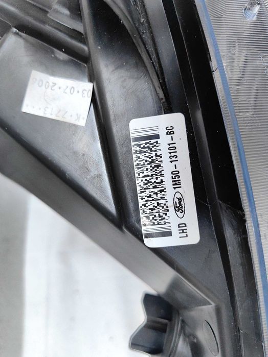 Оригинален НОВ фар Форд Фокус  Ford Focus