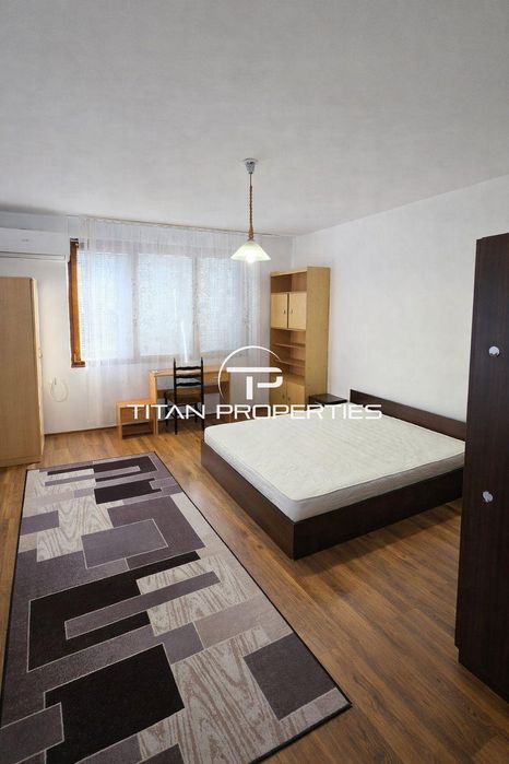 Дава се под наем Многостаен апартамент в Пловдив, Център - 120 кв.м за 700 € - Снимка #3