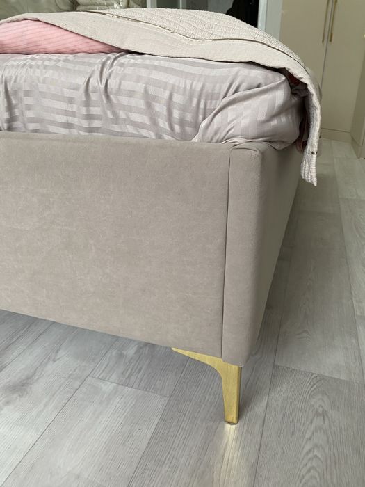 Кровать двуспальный