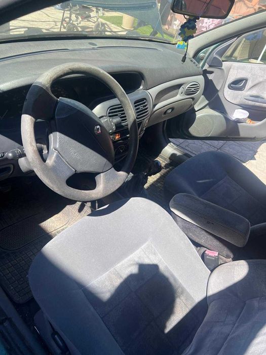 Vând Renault Megane clasic