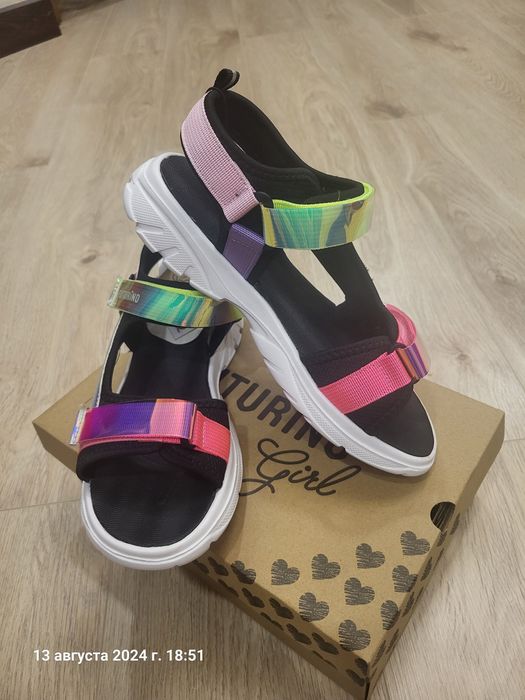 Босоножки для девочки