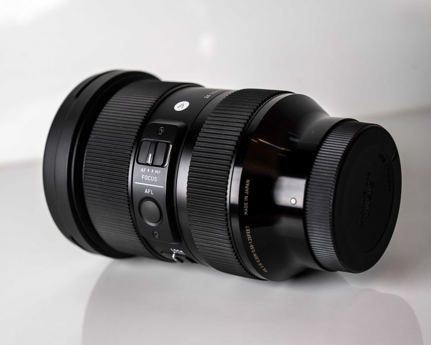 Sigma 24–70mm f/2.8 DG DN Art за Sony – пълен комплект