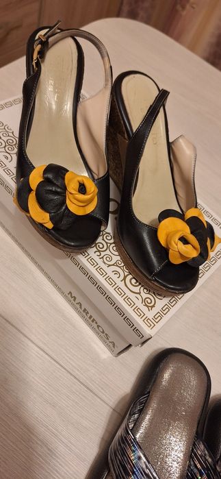 Продам обувь сезон лето