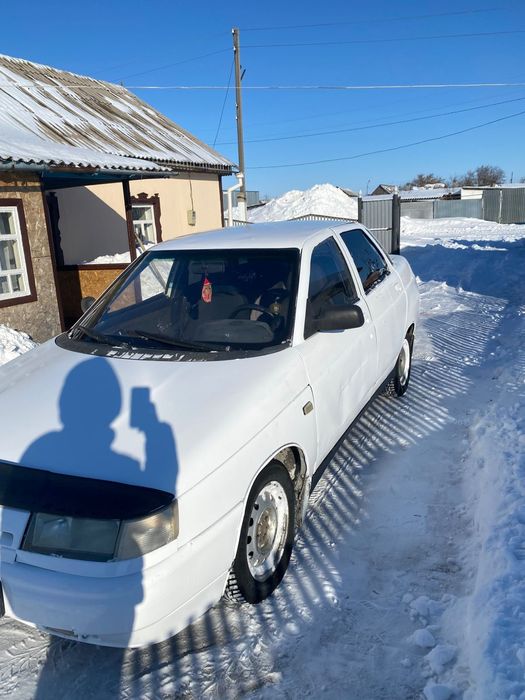 ВАЗ 2110 год 2000