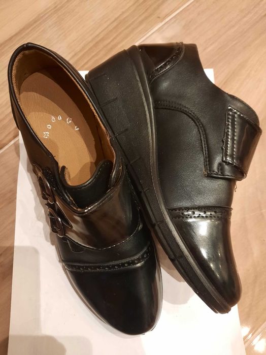 Дамски обувки,  черни , нови ,37 номер