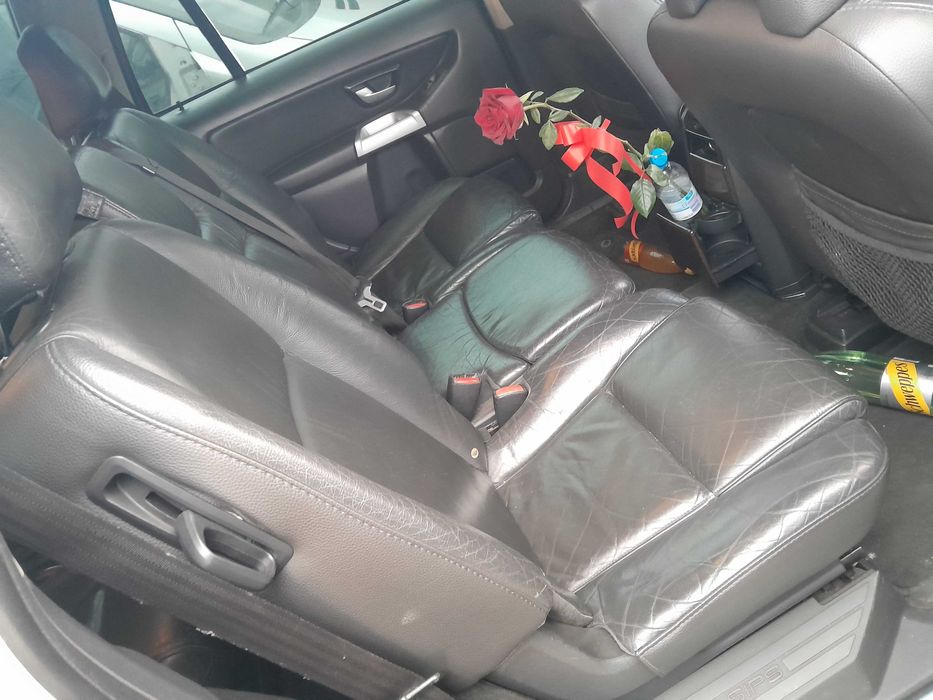 ПРОДАВАМ Volvo xc 90