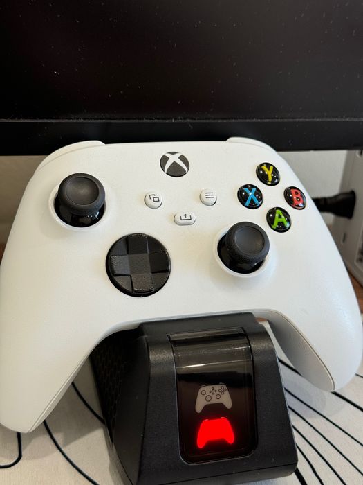 Продам Xbox series S