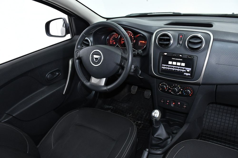 Dacia logan mcv 0.9 benzina   90 cp model 2014  4490euro