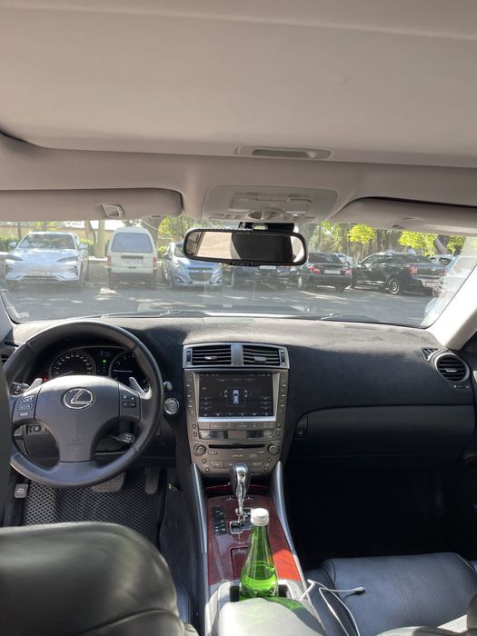 Продается Lexus Is 300