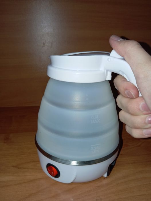 Чайник электрический дорожный складной силиконовый 0.6 л