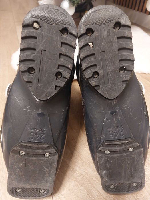 Ски обувки Rossignol 245