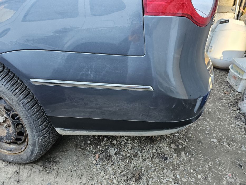 Dezmembrez passat b6 1.4  cod culoare LK7K