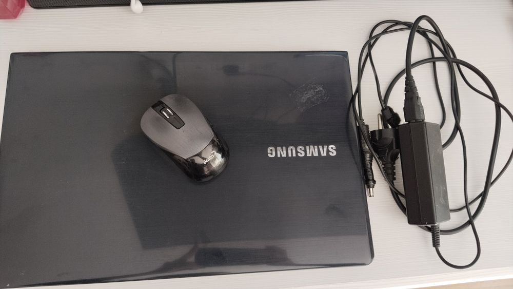 Ноутбук Самсунг, принтер 3 в 1 Самсунг