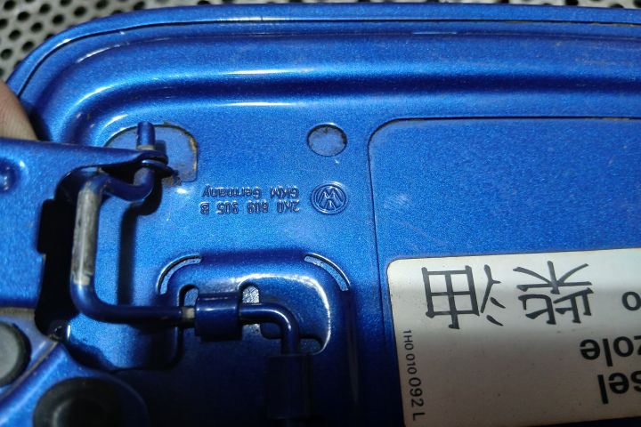 Usita rezervor 2K0809905B 1H0010092L 2K0809905B 1H0010092L Volkswagen
