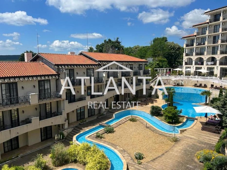 Продава се Двустаен апартамент в Обзор - 76 кв.м за 1185 €/кв.м - Снимка #4