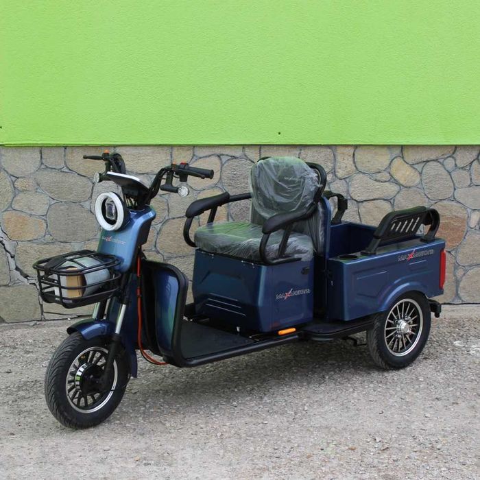 Двуместна CARGO електрическа триколка Max Motors CARGO LUX 1500W BLUE