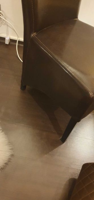 2 scaune piele stare perfectă living/bucătărie