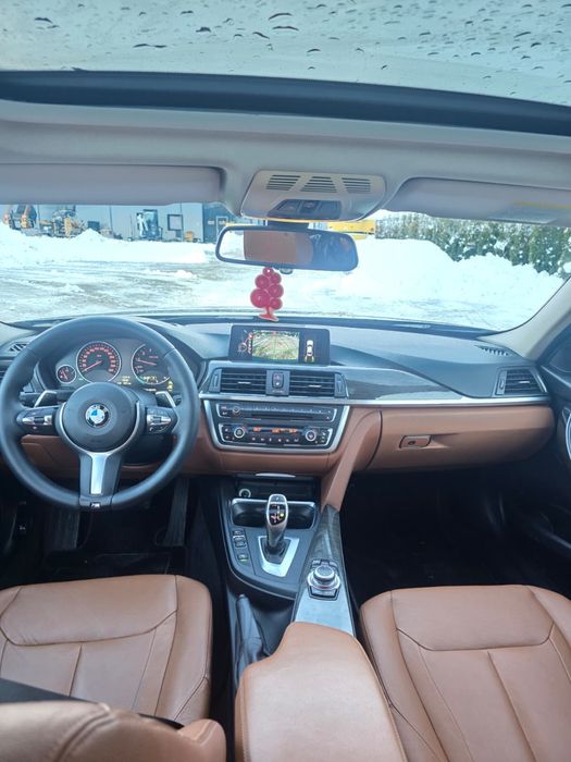 Vand Bmw seria 3 an 2013