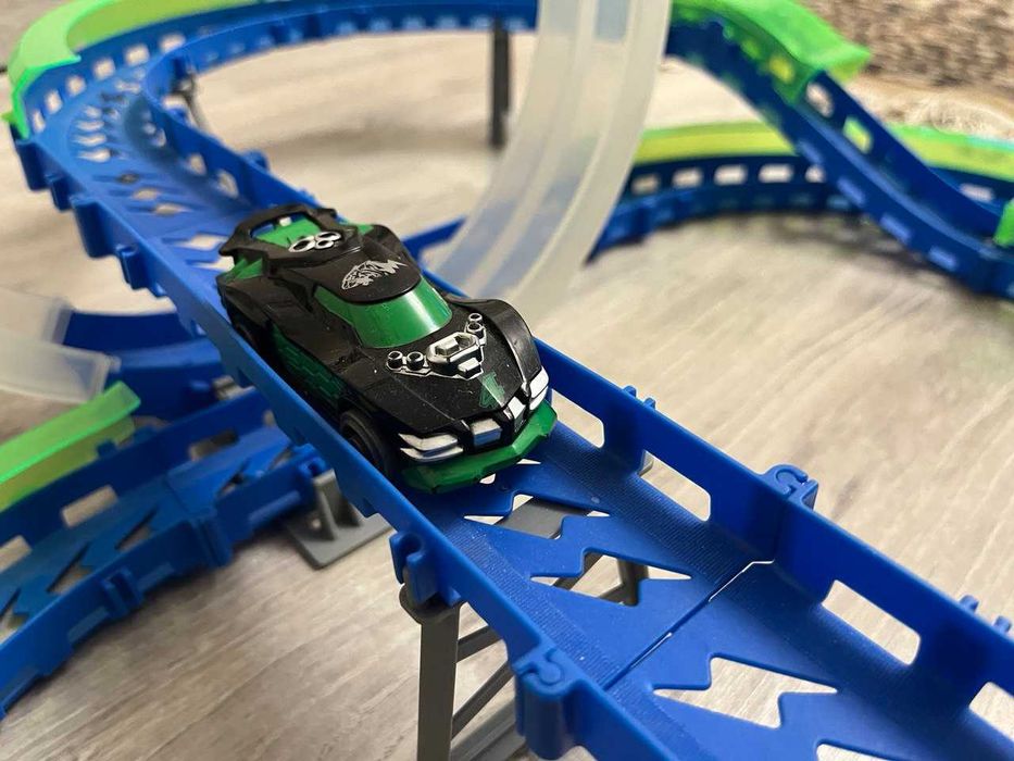 Гоночная трасса привезённая из Америки