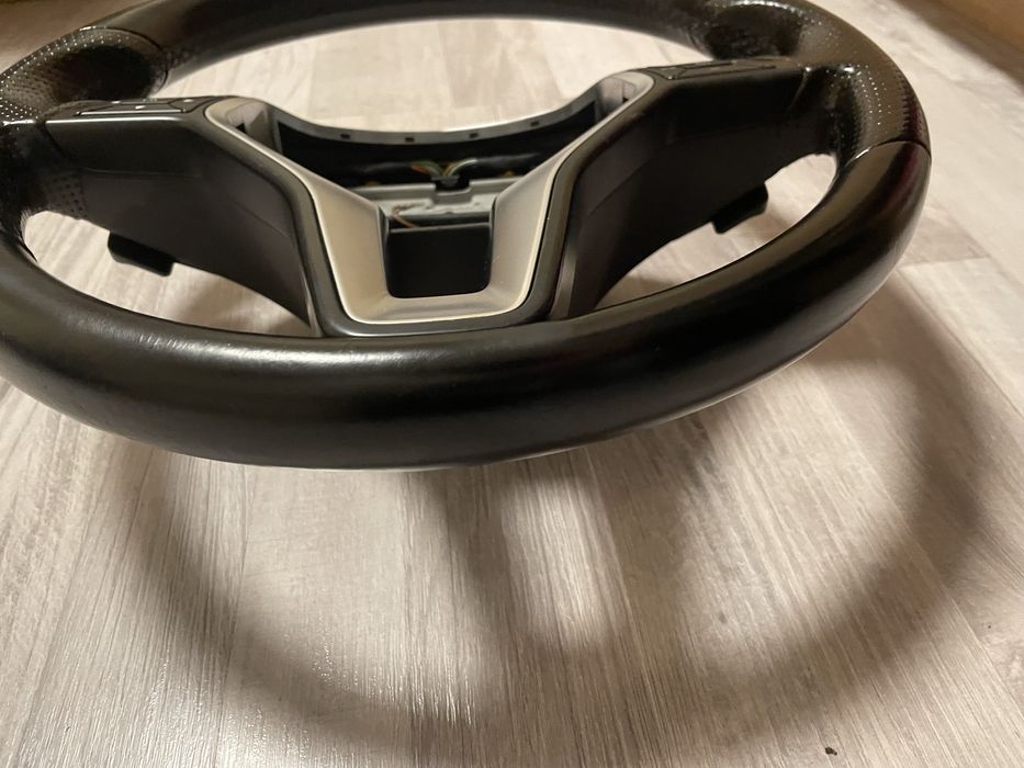 Mercedes Волан W204 w166 w212 - като Нов