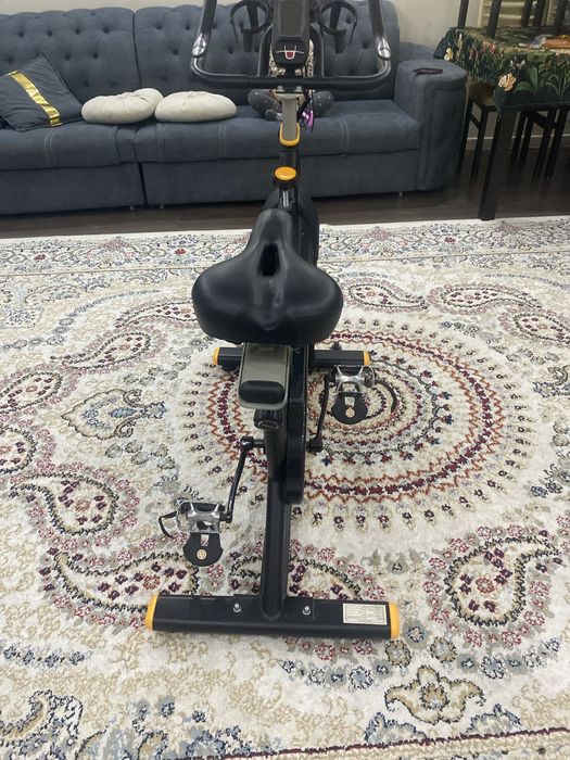 Велотренажер Genau