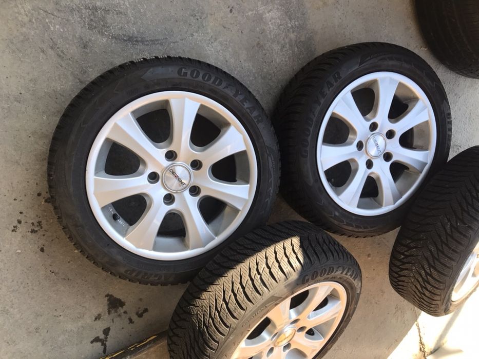 Jante aliaj bmw 5x120 r16 et37 6,5j 195 55 r16 iarna