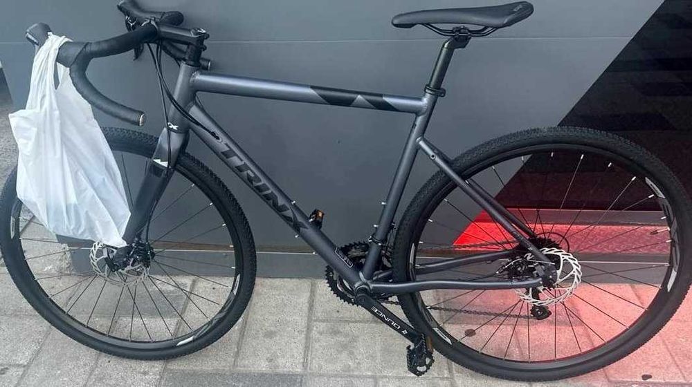 Шоссейный велосипед Trinx