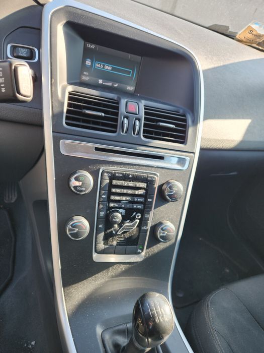 За Части Volvo xc60 2.0d 2010г