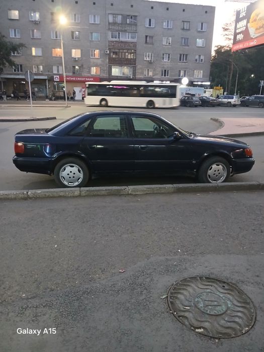Продам Ауди100 С4