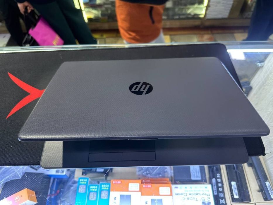 Бизда Ноутбук жудаям куп