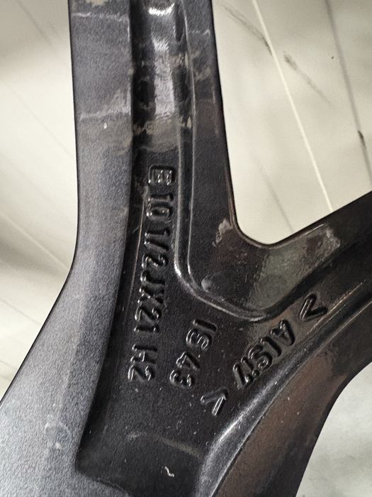 Джанти с летни гуми Х5 G05 Спорт Пакет