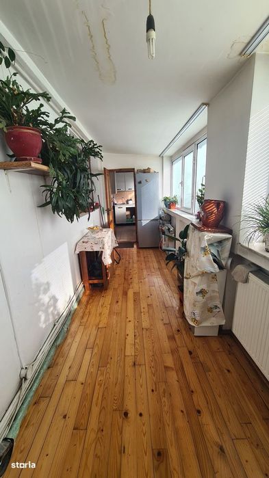 Apartament cu 2 camere de vânzare în Curtea de Argeș.