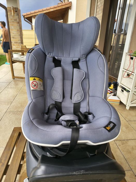 scaun auto rotativ BESAFE, 1200 lei