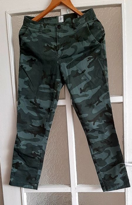 Нов мъжки костюм в три части и топло яке