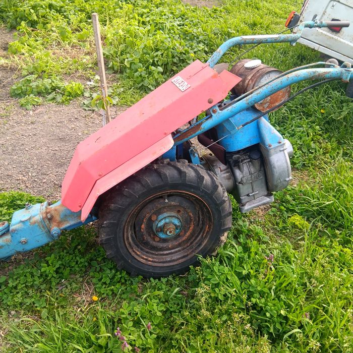 Vind motocositoare cositoare buker si laverda