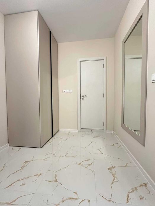 Продава се Тристаен апартамент в Пловдив, Гагарин - 90 кв.м за 2112 €/кв.м - Снимка #4