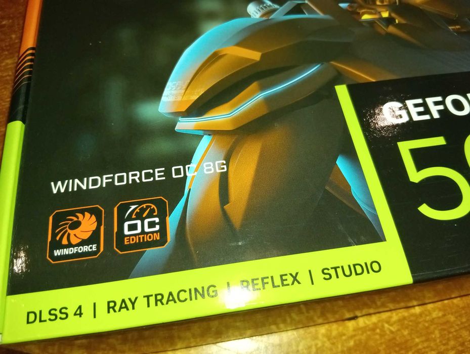 Видеокарта GIGABYTE GeForce RTX 5050 Windforce OC, 8 GB