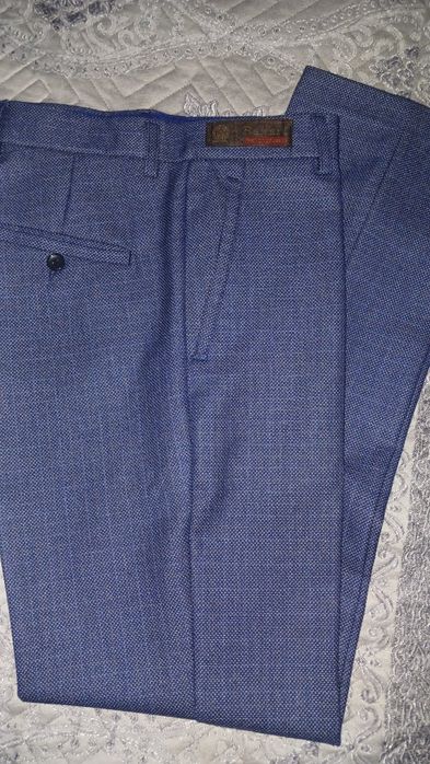 Продам брюки мужские